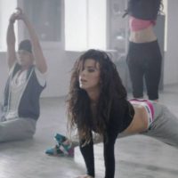 Ани Лорак тренируется в зале